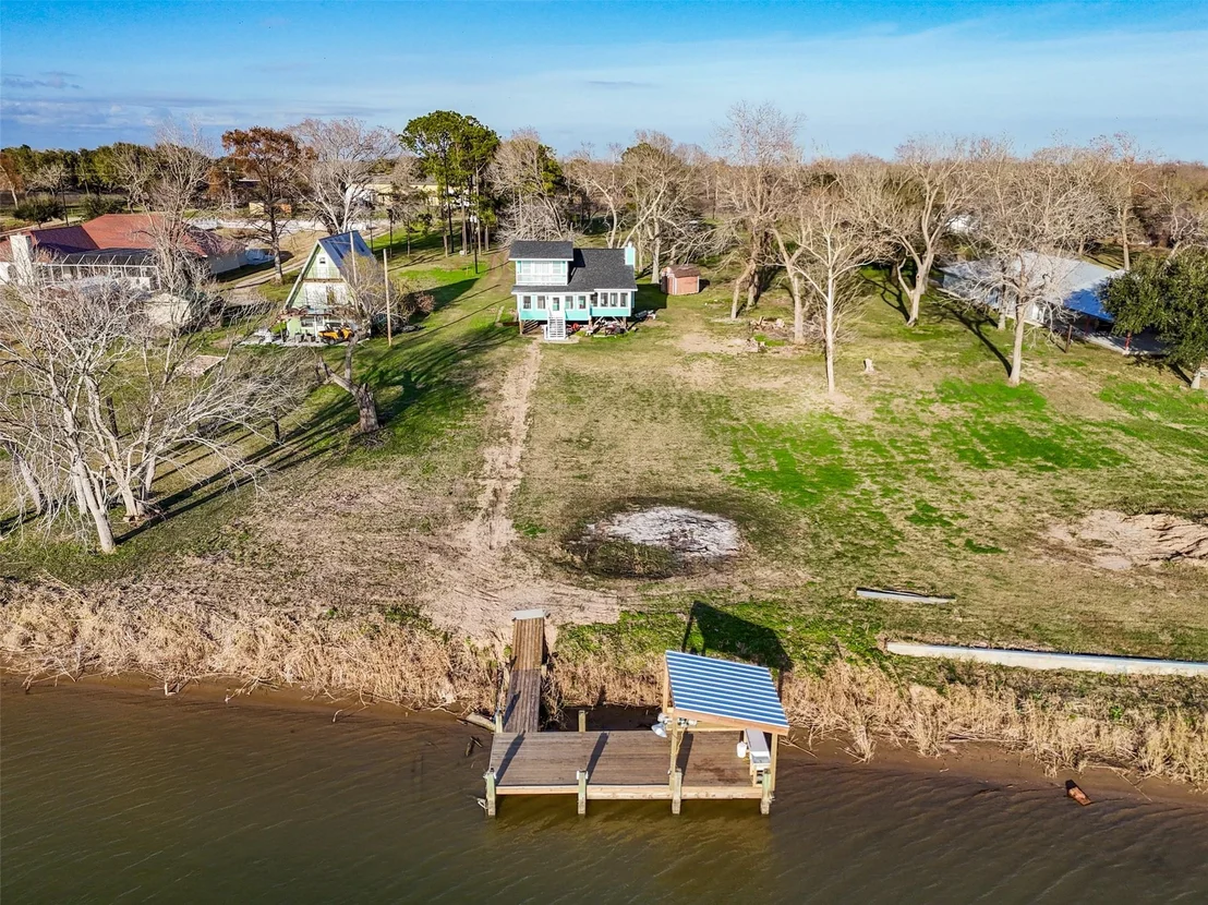 Photo of 414 County Road 243