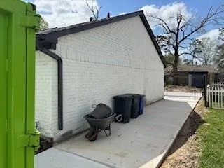 Photo of 17615 Huntersglen Circle