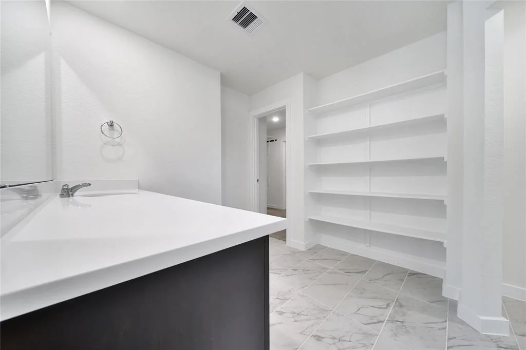 Photo of 2806 Parthenon Place