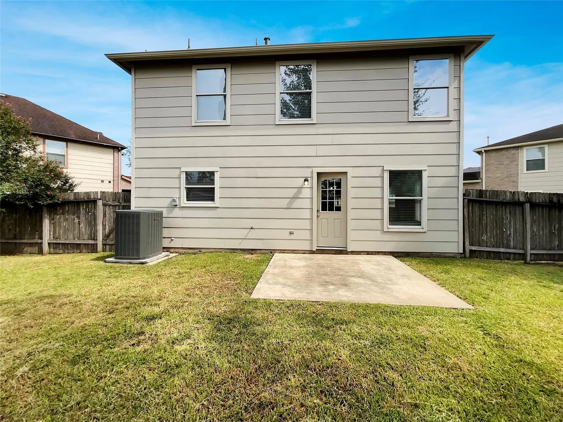 Photo of 22922 Twisting Maple Court