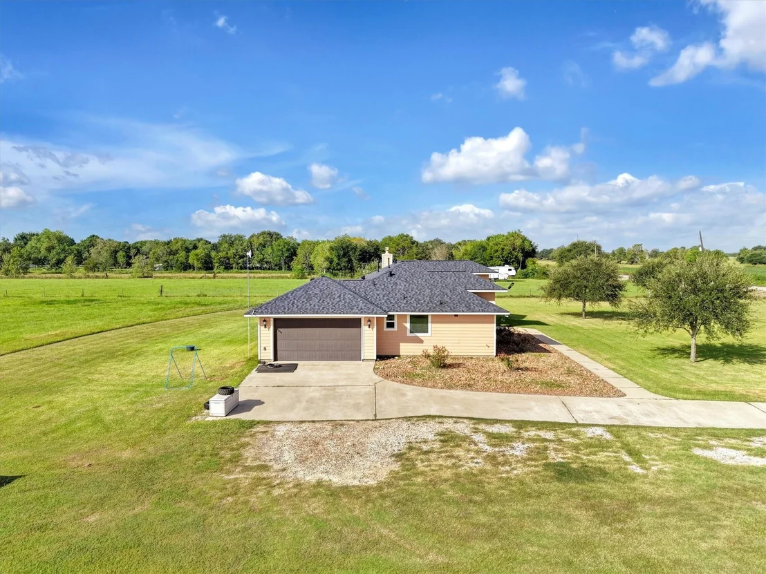 Photo of 8131 Brinkmeyer Road