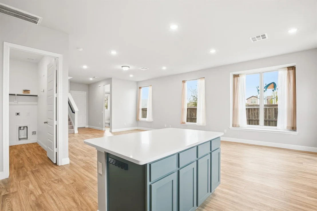 Photo of 4615 Bartagrass Drive