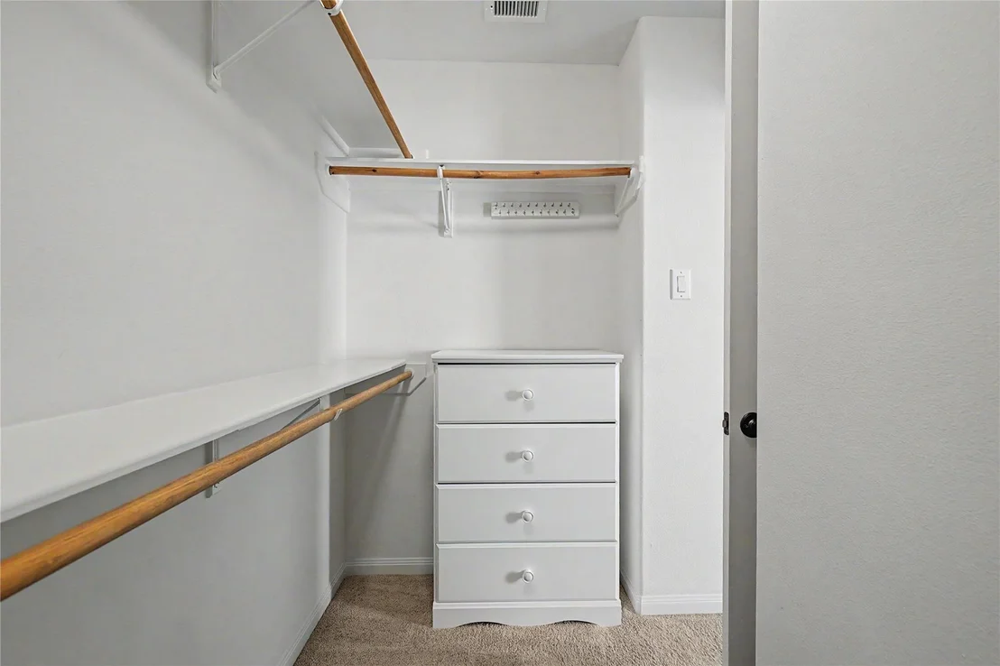 Photo of 964 Wannan Lane