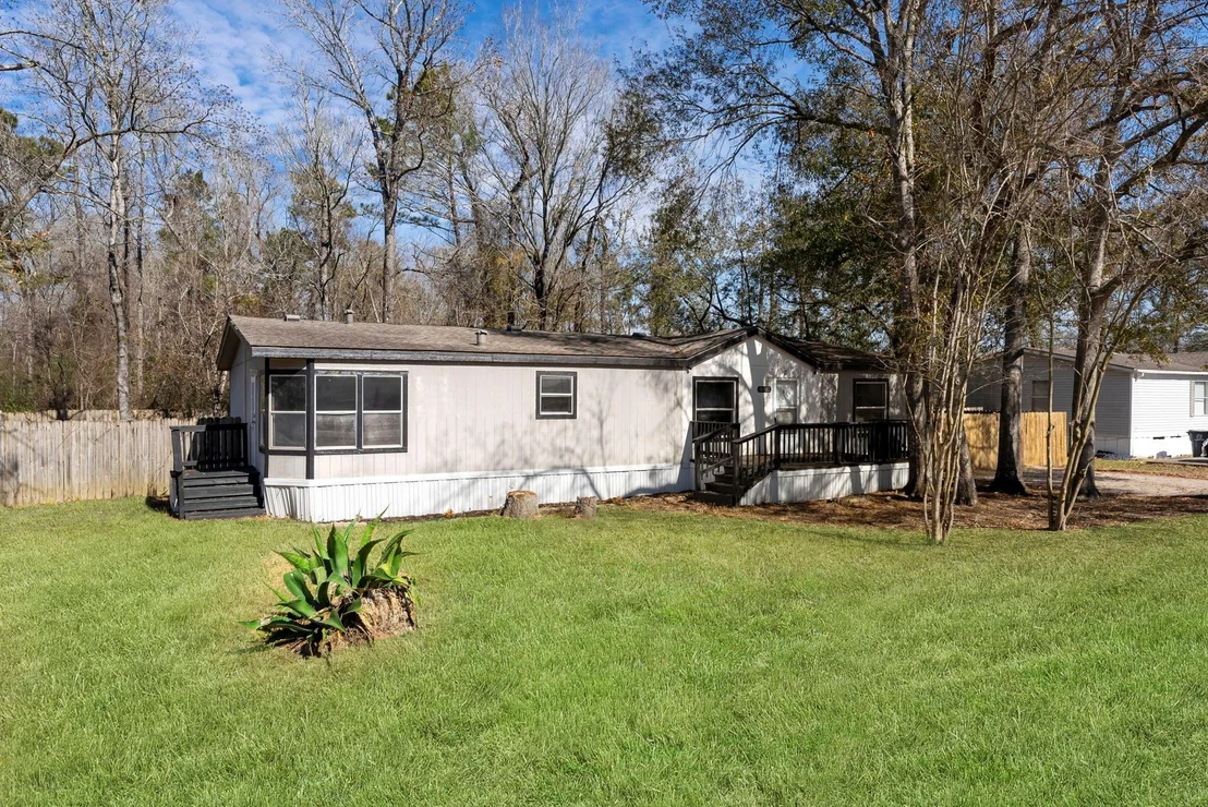 Photo of 16447 N Emerson Circle