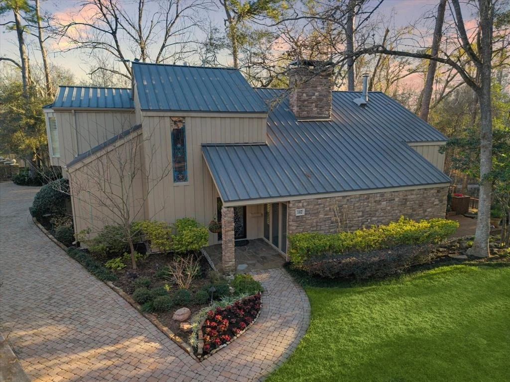 Photo of 102 Electra Drive