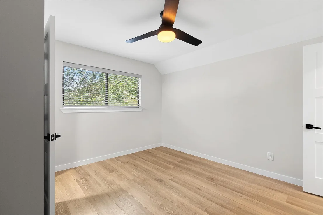 Photo of 5934 Dumfries Drive Drive