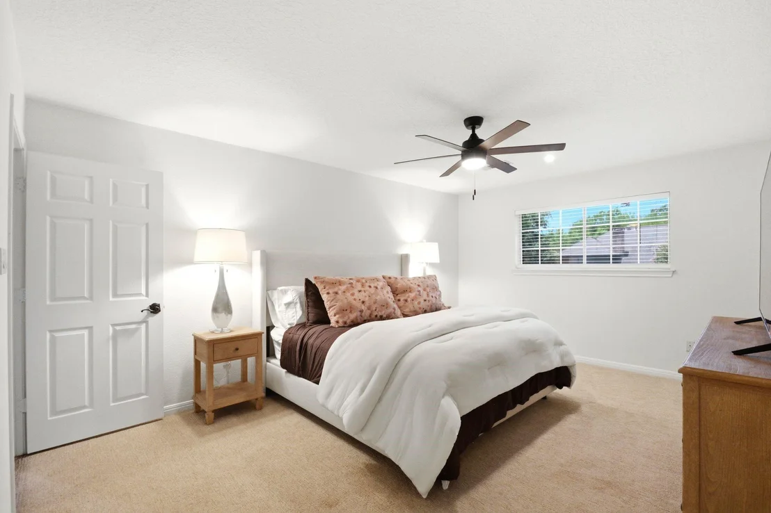 Photo of 1846 Raintree Circle