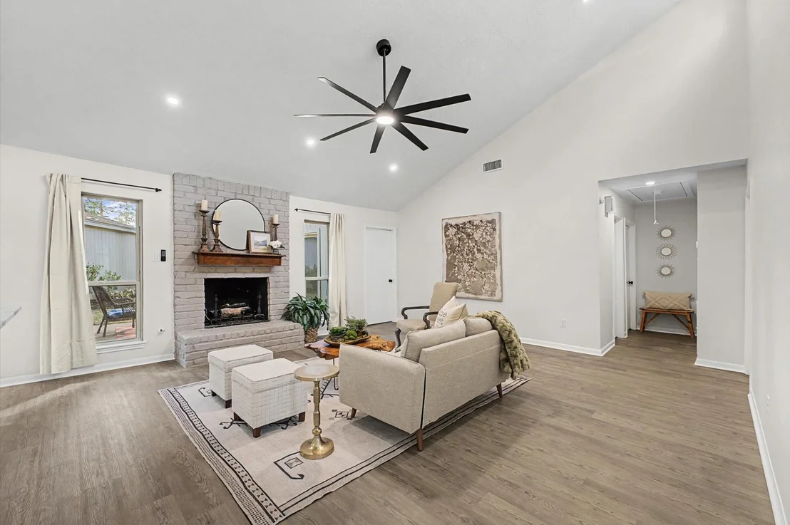 Photo of 11707 Hillbrook Drive