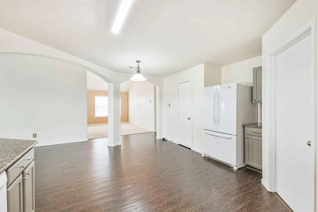 Photo of 2415 Fox River Lane