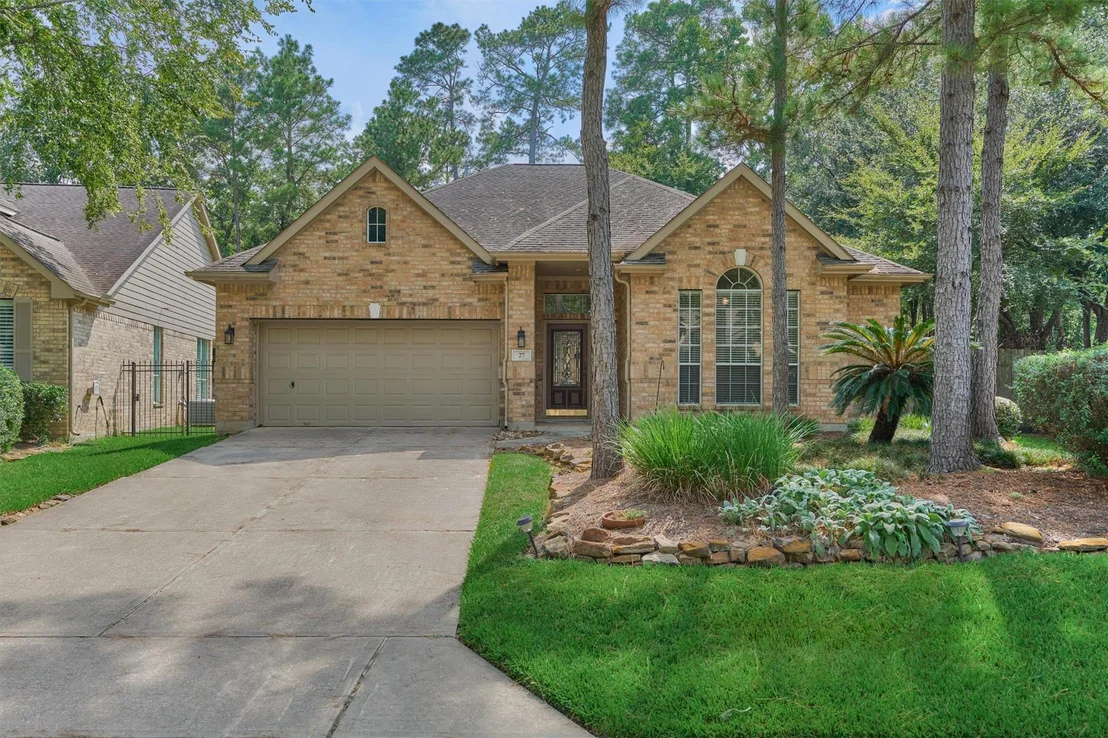 Photo of 27 S Belfair Place