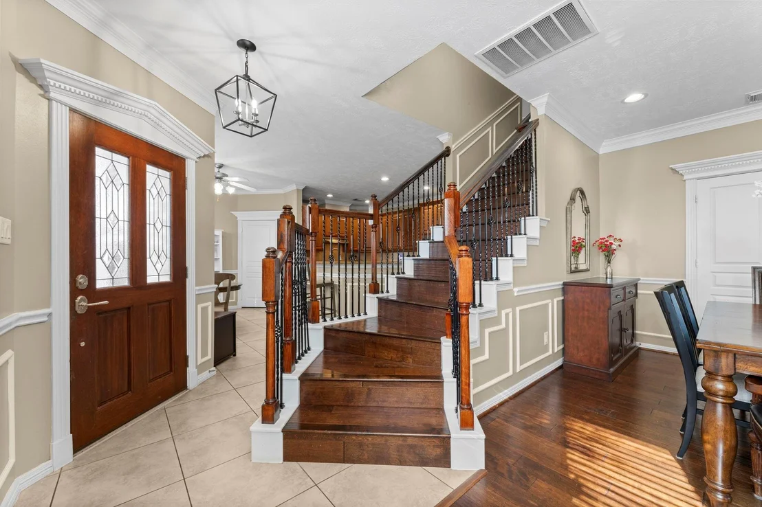 Photo of 1302 Ella Place