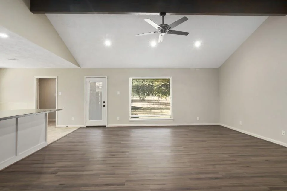 Photo of 5618 Willowbend Boulevard