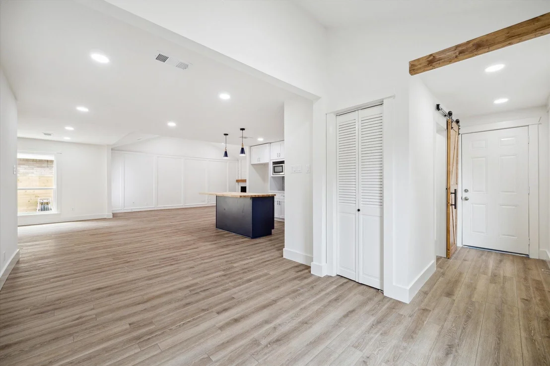 Photo of 9319 Carousel Lane