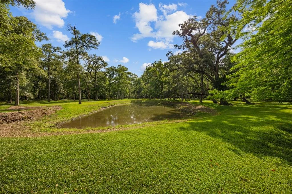 Photo of 18206 River Oaks Road