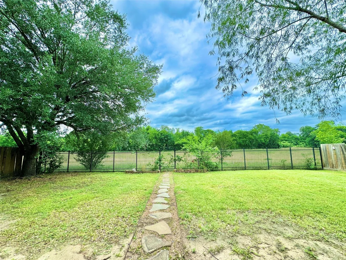Photo of 5318 Handbrook Drive