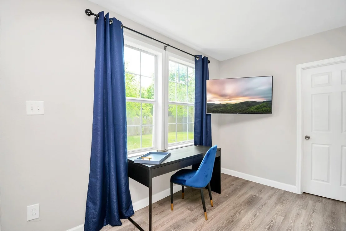 Photo of 4710 Paradise Lane