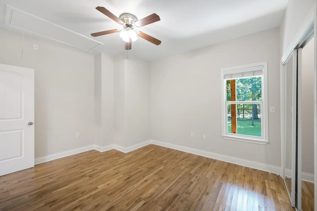 Photo of 10048 Crescent Drive