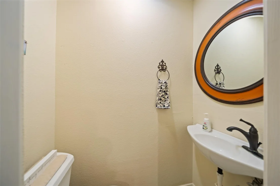Photo of 121 Holiday Lane