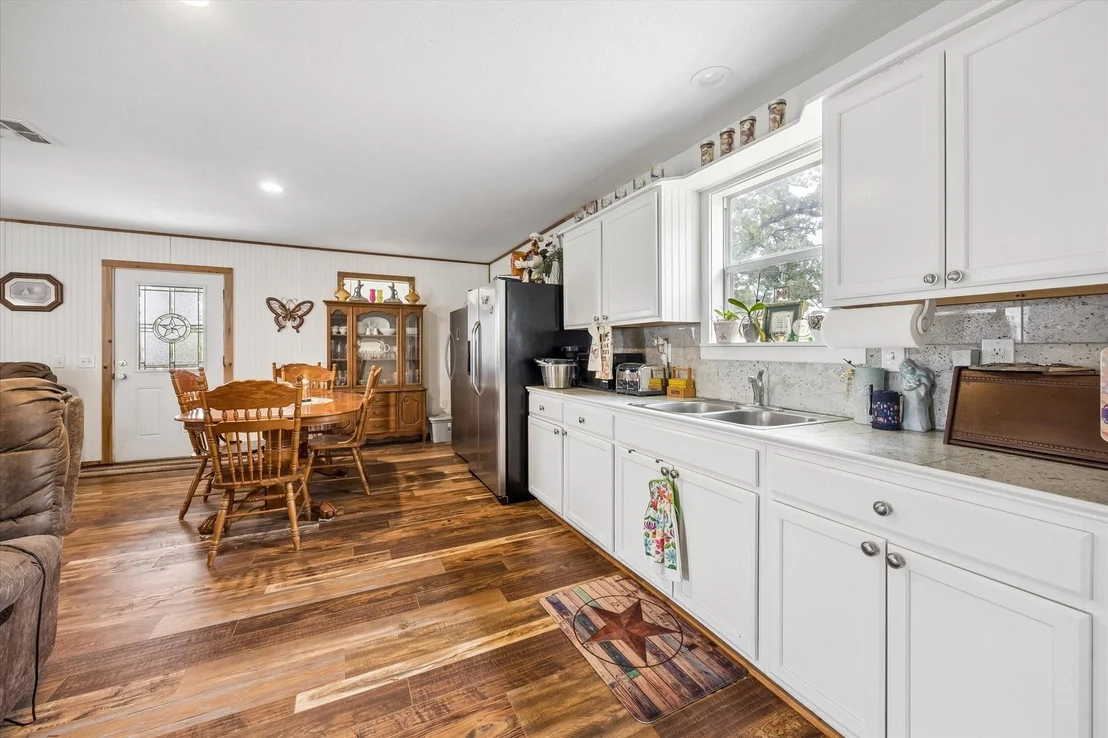 Photo of 25812 Kickapoo Road