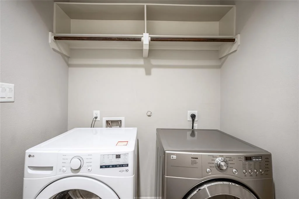 Photo of 10913 Upland Park