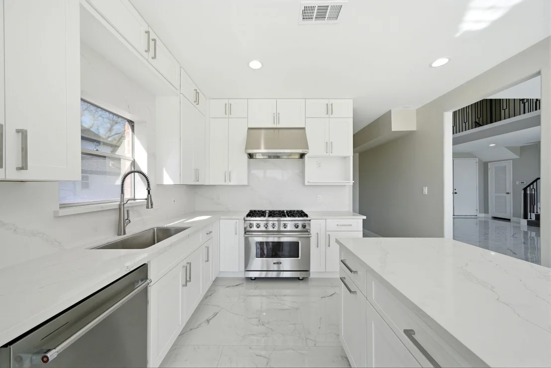 Photo of 703 Montclair Boulevard