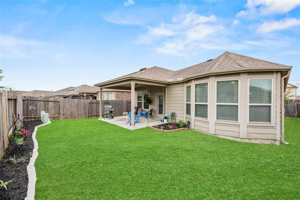 Photo of 5327 Silver Ledge Drive