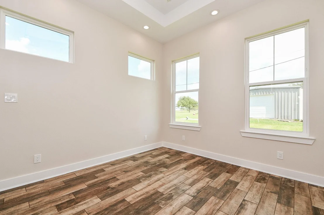 Photo of 595 Buckskin Drive