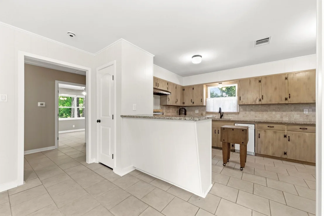 Photo of 8330 Elm