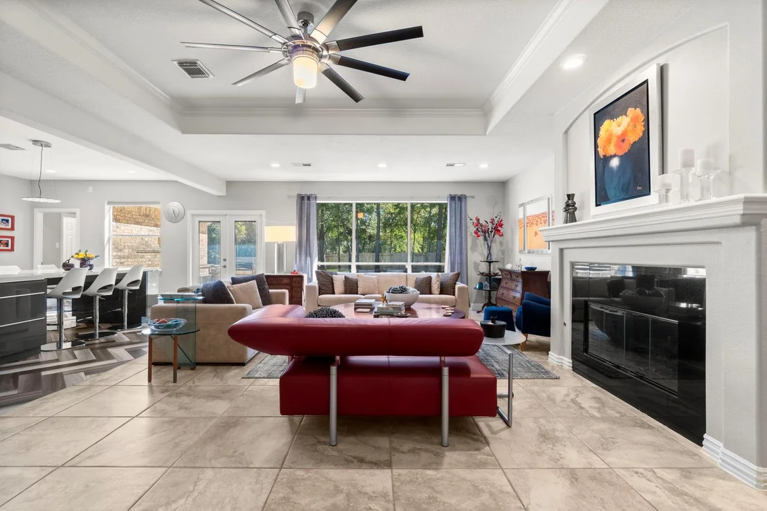Photo of 6 Marquise Oaks Place