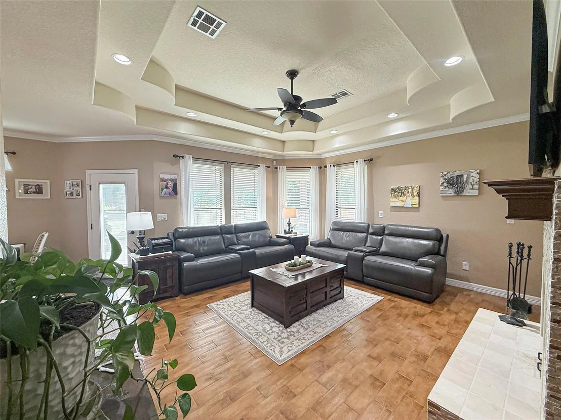 Photo of 807 Mill Road