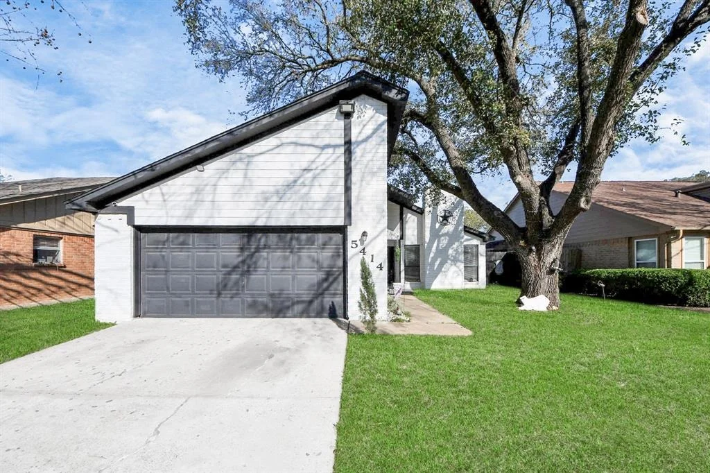 Photo of 5414 Starfield Drive