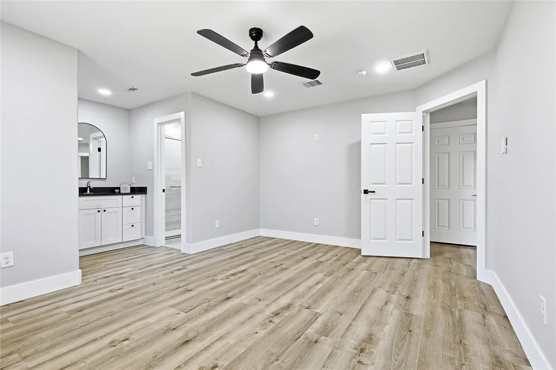 Photo of 11415 Echo Ledge Street