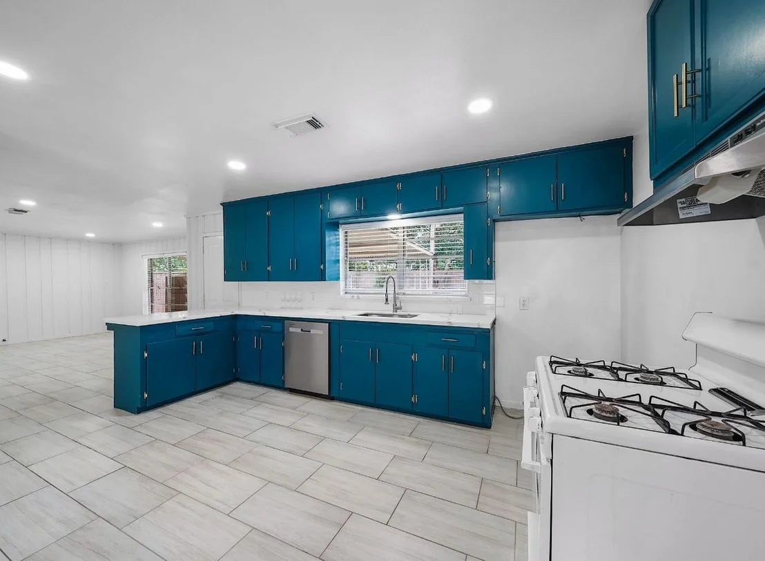 Photo of 712 Arion Lane