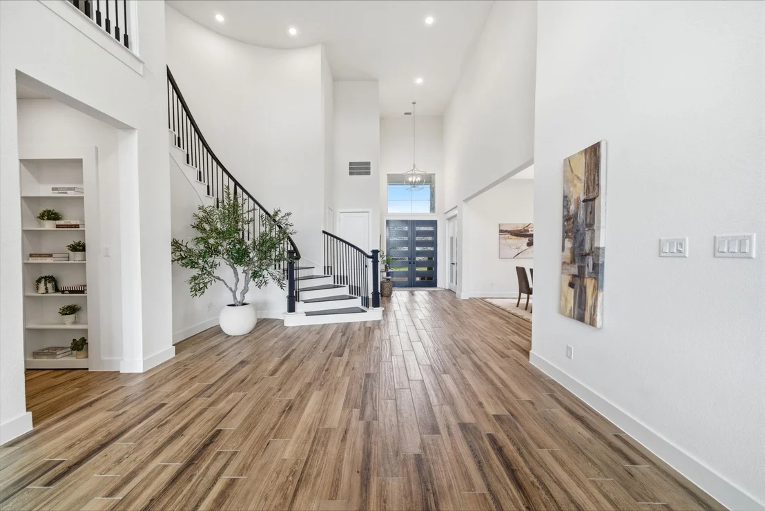 Photo of 11006 White Caterpillar Drive