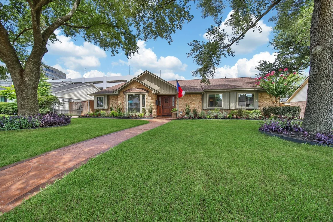 Photo of 2415 Brookmere Drive