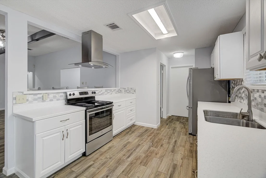 Photo of 17306 Huntersglen Circle