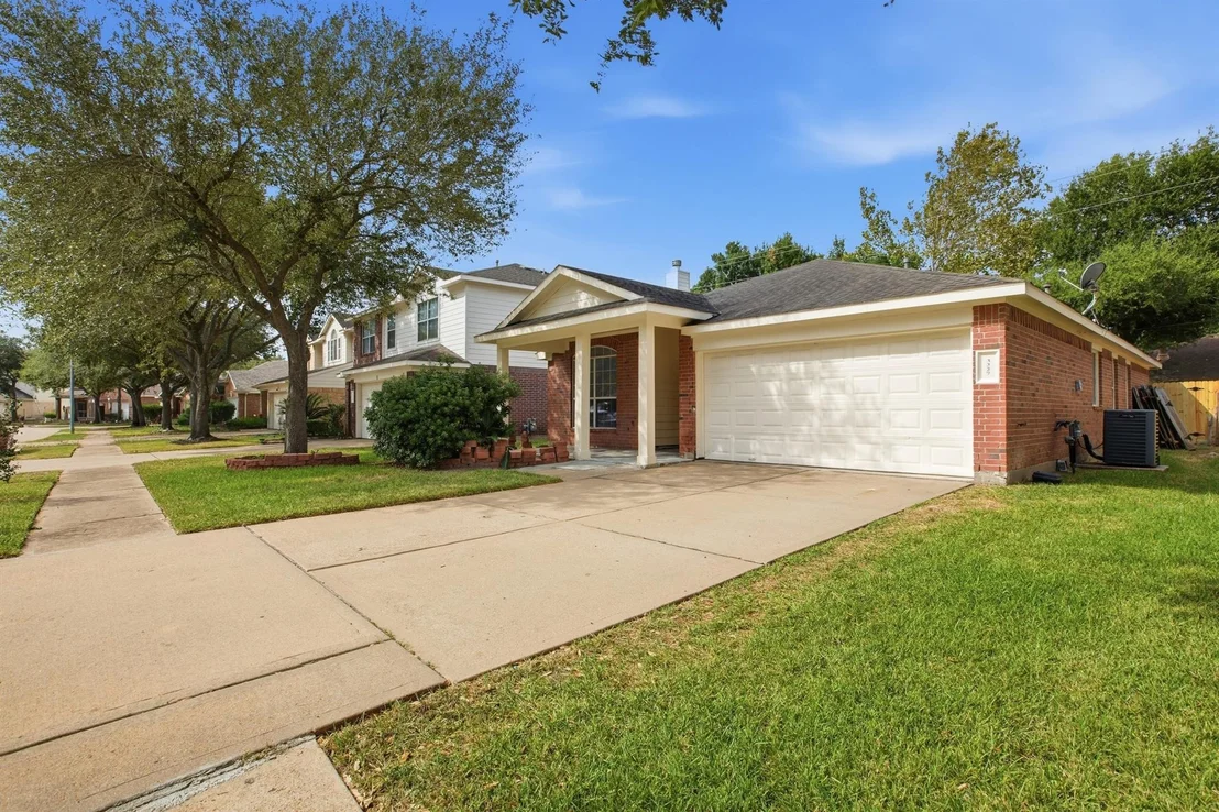 Photo of 3227 Amber Meadow Dr