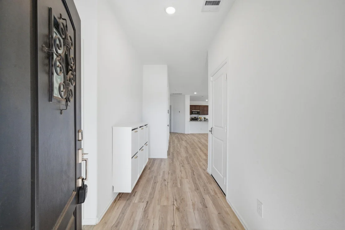 Photo of 7603 Auburn Haven Trail