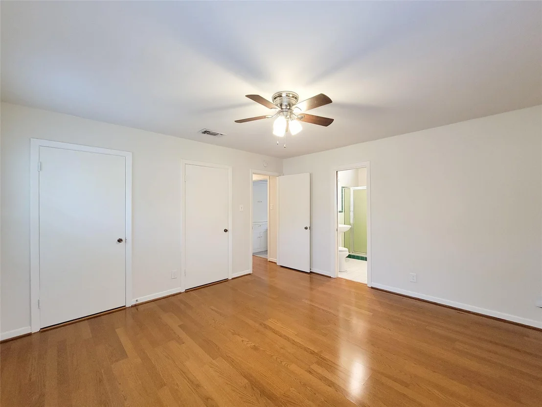 Photo of 4602 Redstart Street
