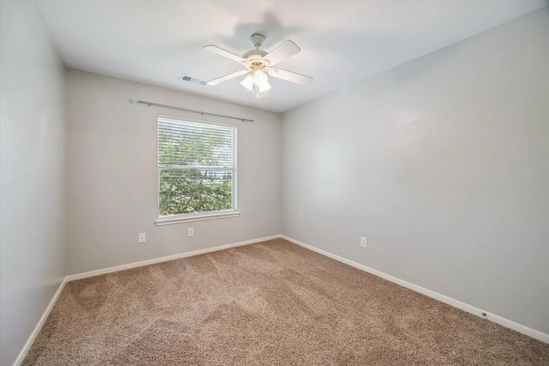 Photo of 13710 Klamath Falls Drive