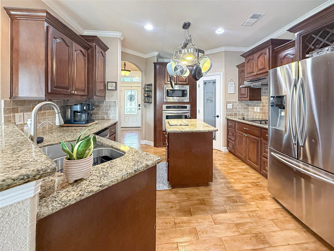 Photo of 807 Mill Road