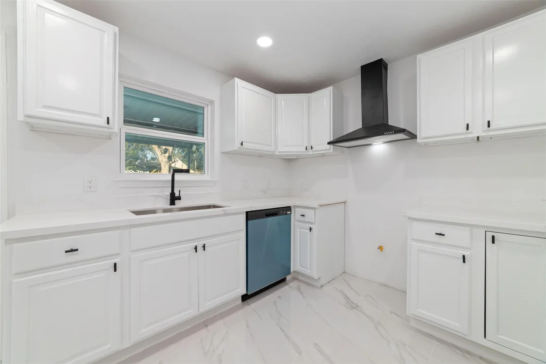 Photo of 11434 Sharpview Drive