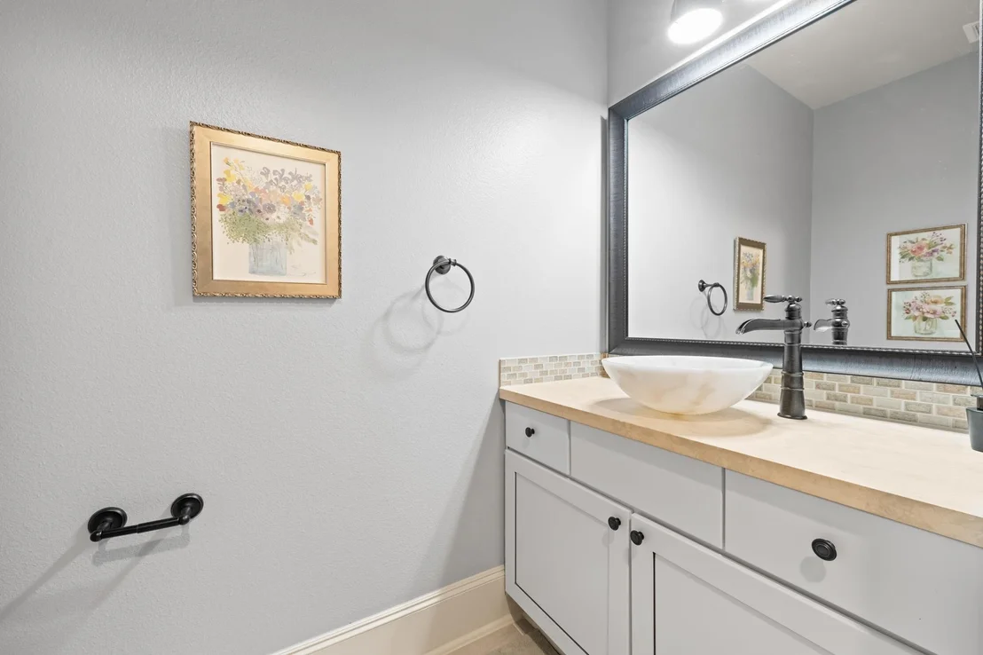 Photo of 17203 Inghram Lane