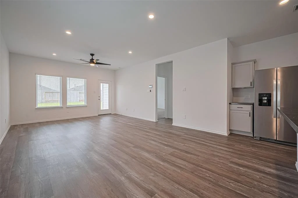 Photo of 5422 Evergreen Heights Lane