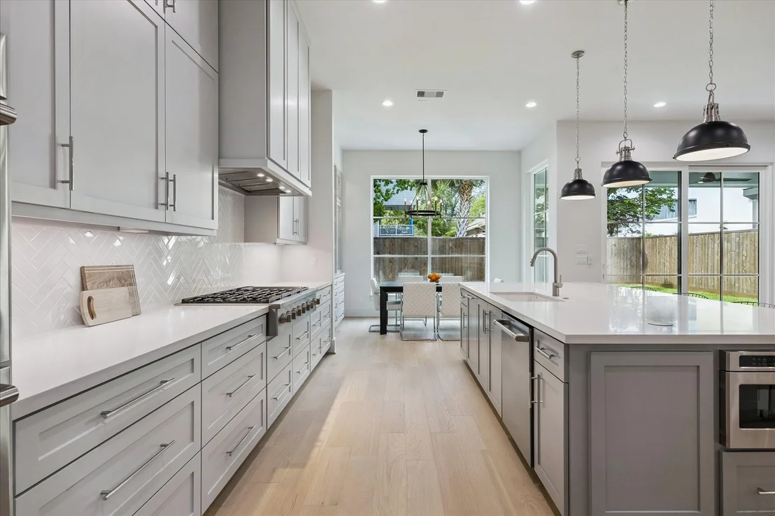 Photo of 1118 Jackson Boulevard