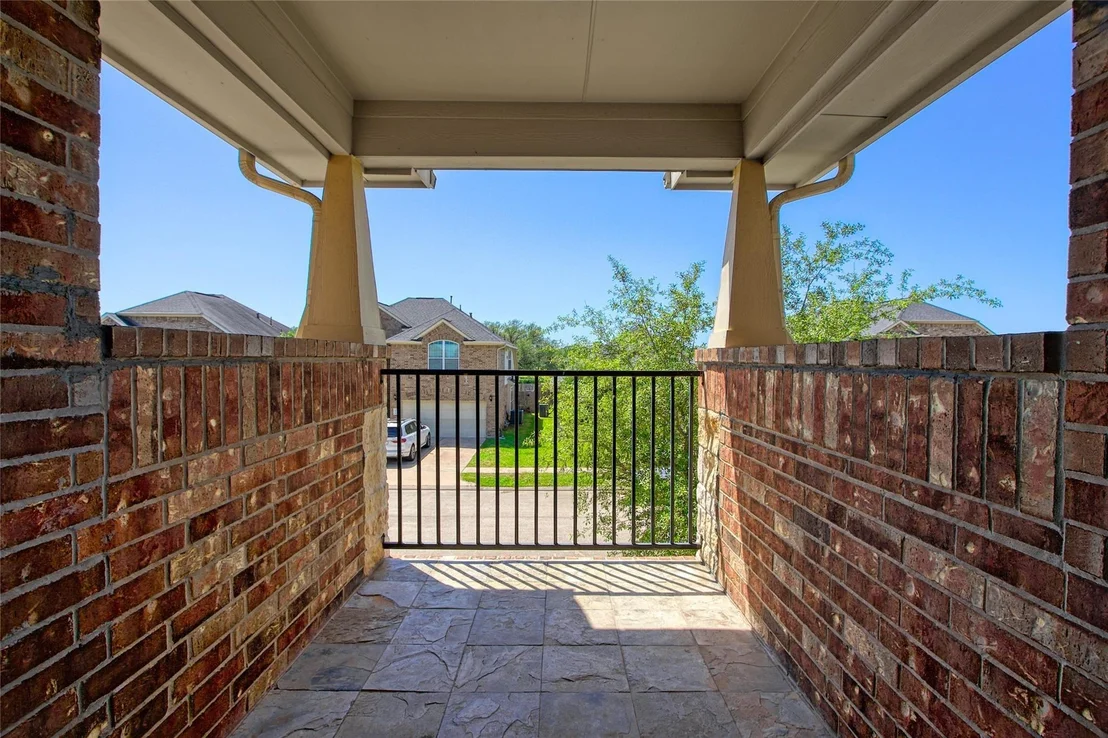 Photo of 1242 S Maple Drive