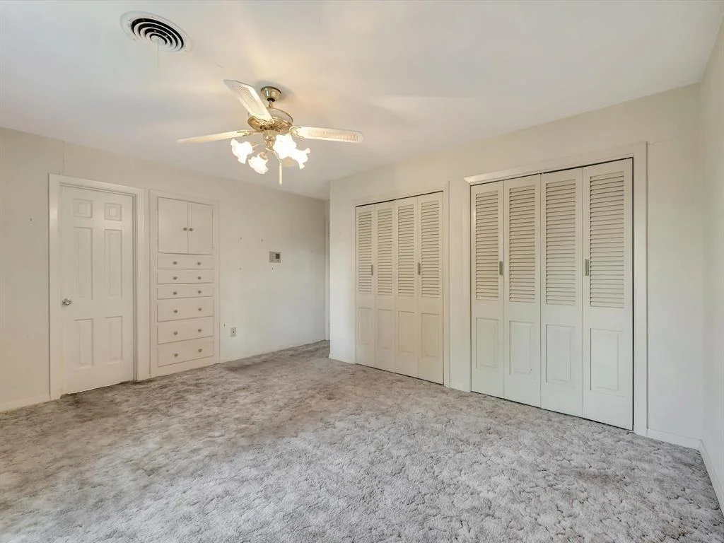 Photo of 208 Burnett Drive