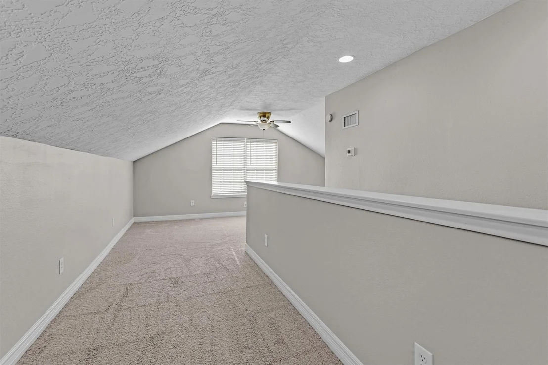 Photo of 1187 Oak Lane
