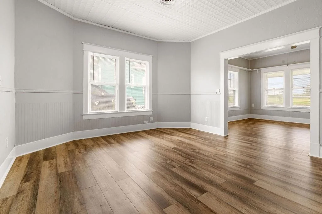 Photo of 1211 W 2nd Street