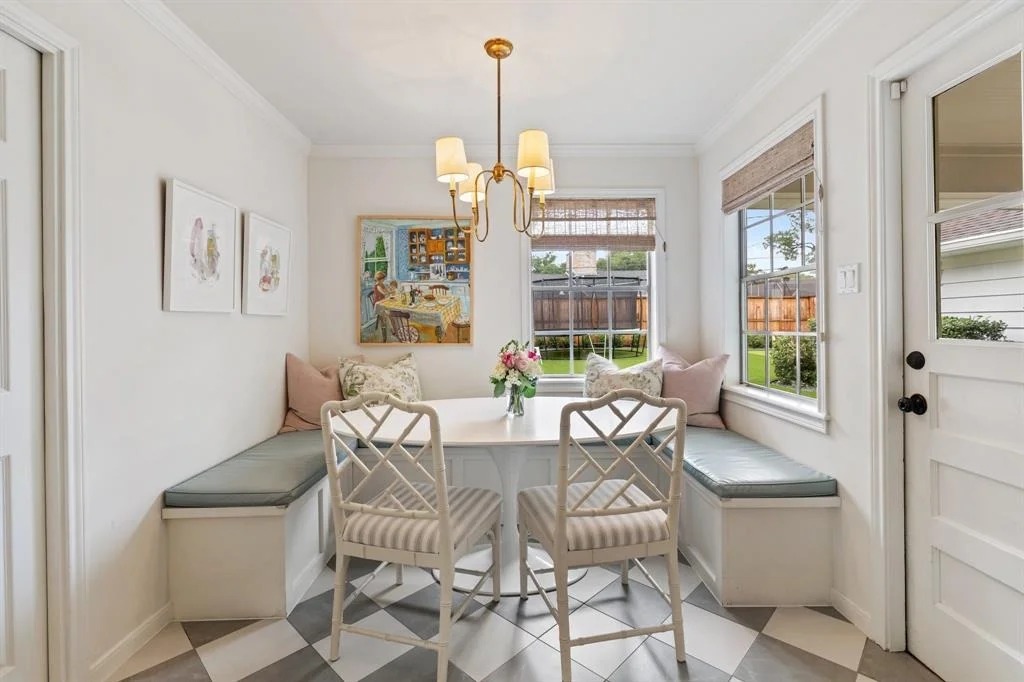 Photo of 7910 Meadowbriar Lane